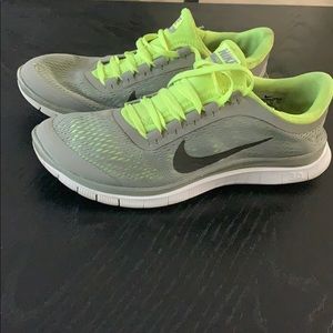 Nike bright green yellow free run 3.0